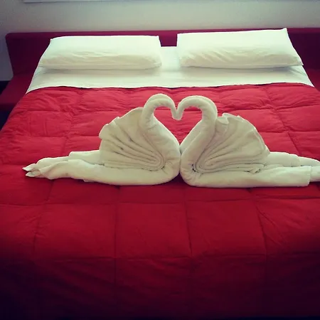 Il Castello Boutique Hostel Bolonya