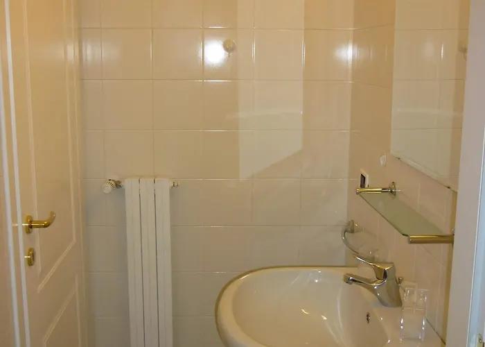 Il Castello Boutique Hostel *